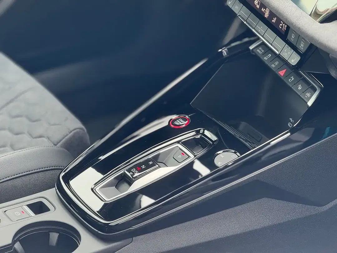 Audi RS3 - Thumbnail 11