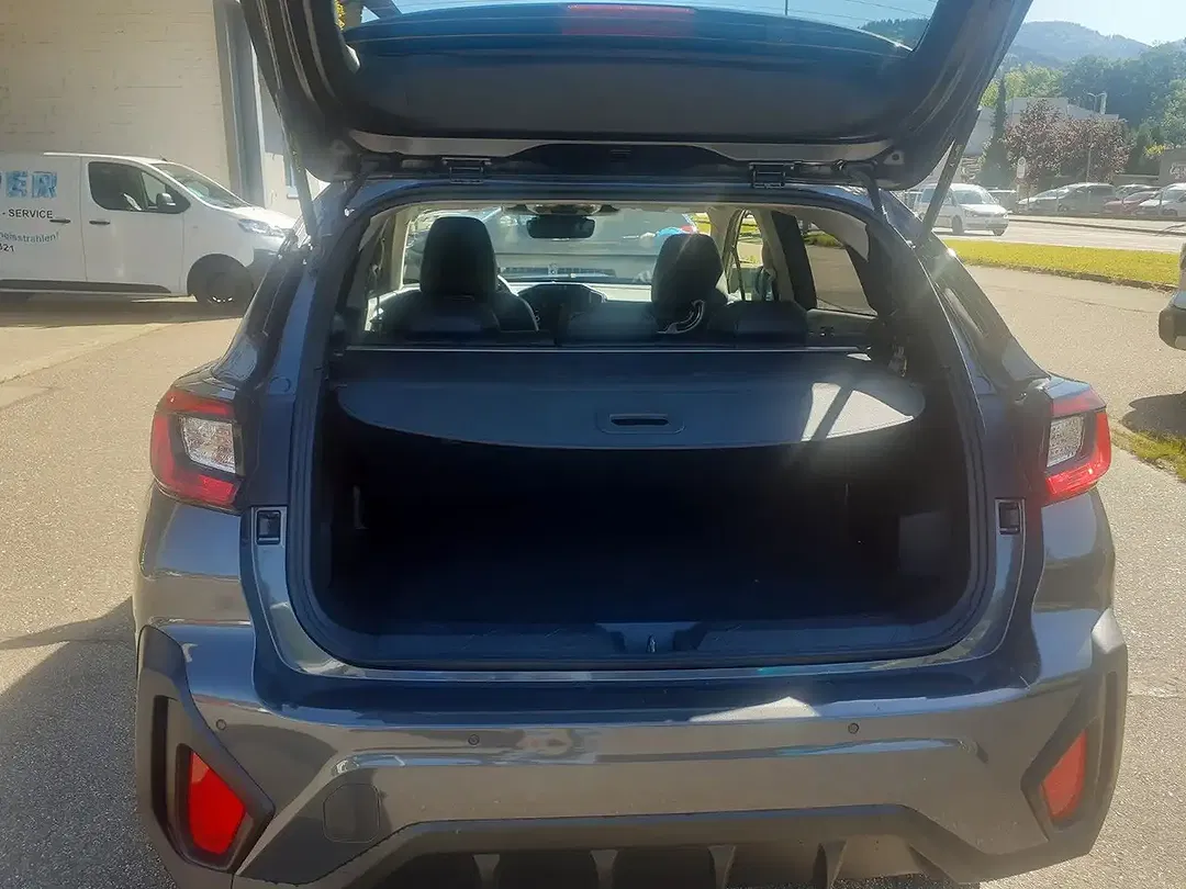 Subaru Crosstrek - Thumbnail 11