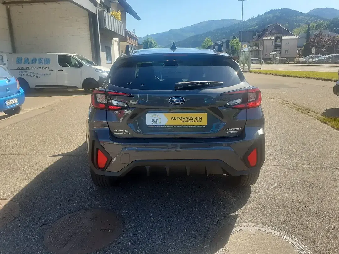 Subaru Crosstrek - Thumbnail 6