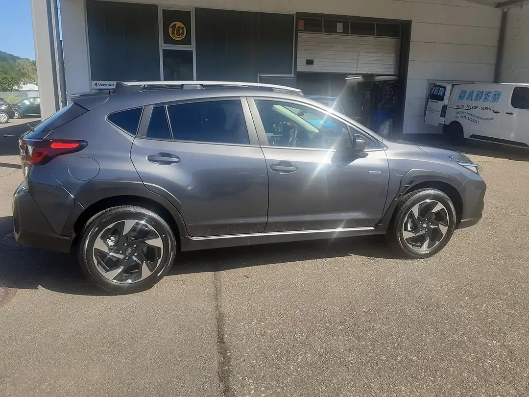 Subaru Crosstrek - Thumbnail 9