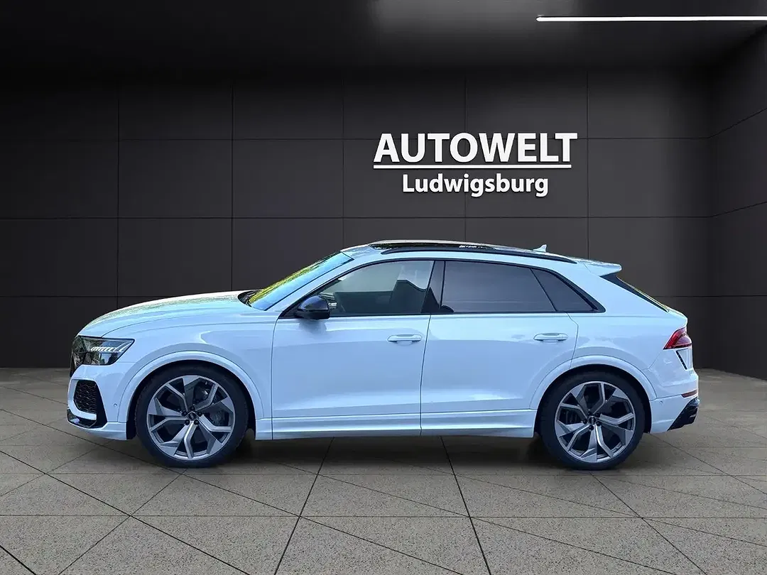 Audi RS Q8 - Thumbnail 8
