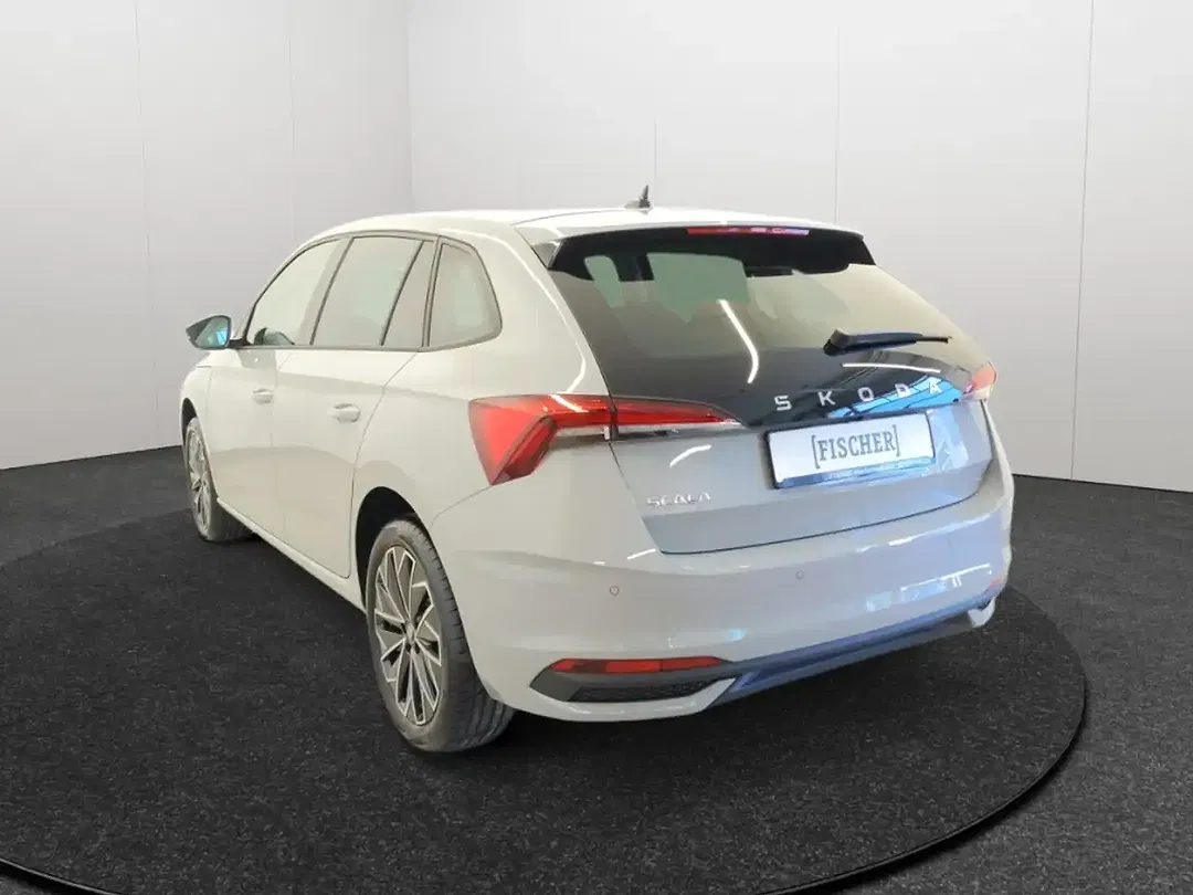 Skoda Scala - Thumbnail 4