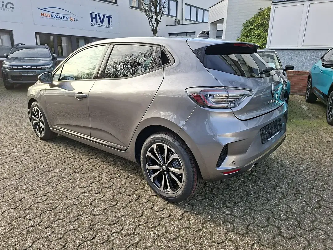 Renault Clio - Thumbnail 4