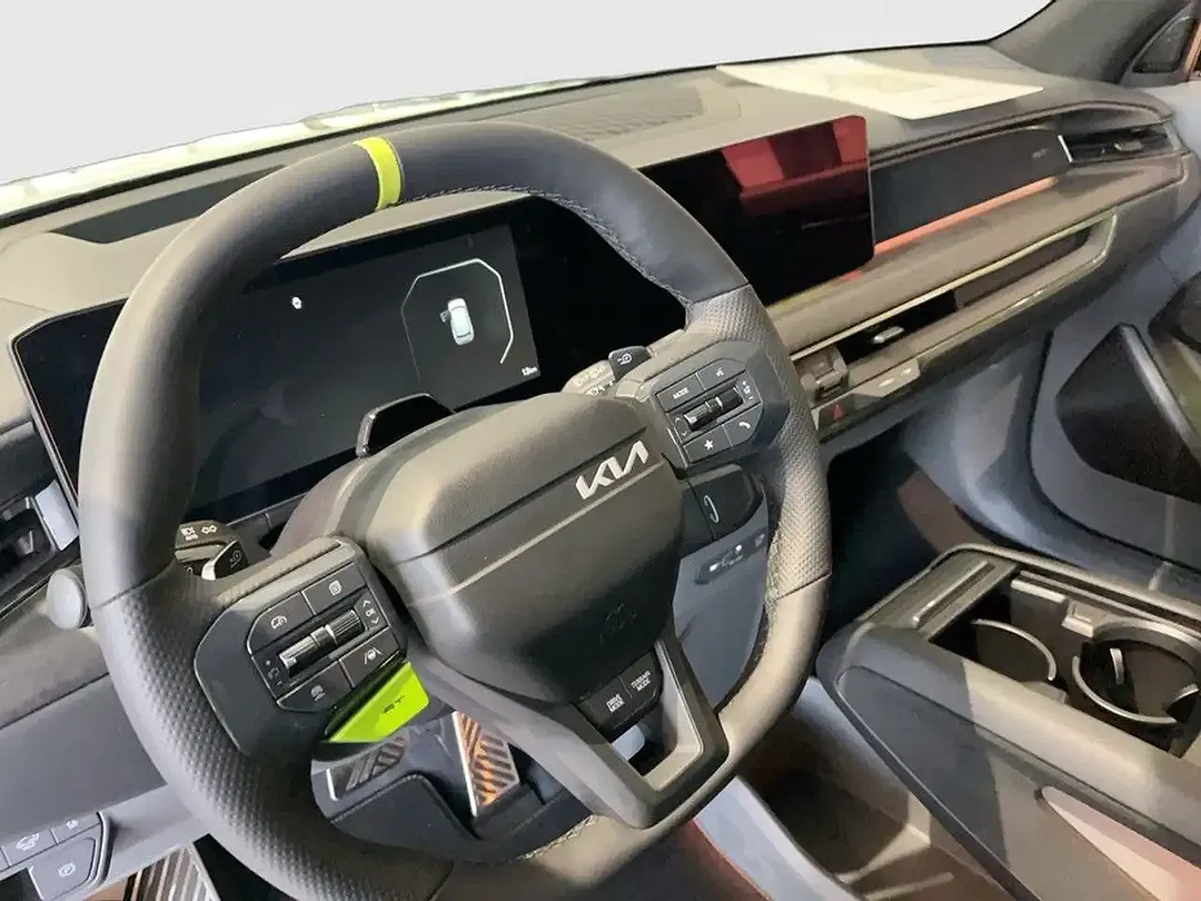 Kia EV9 - Thumbnail 11