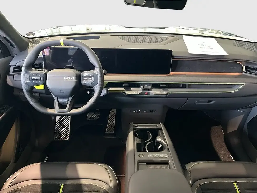 Kia EV9 - Thumbnail 16