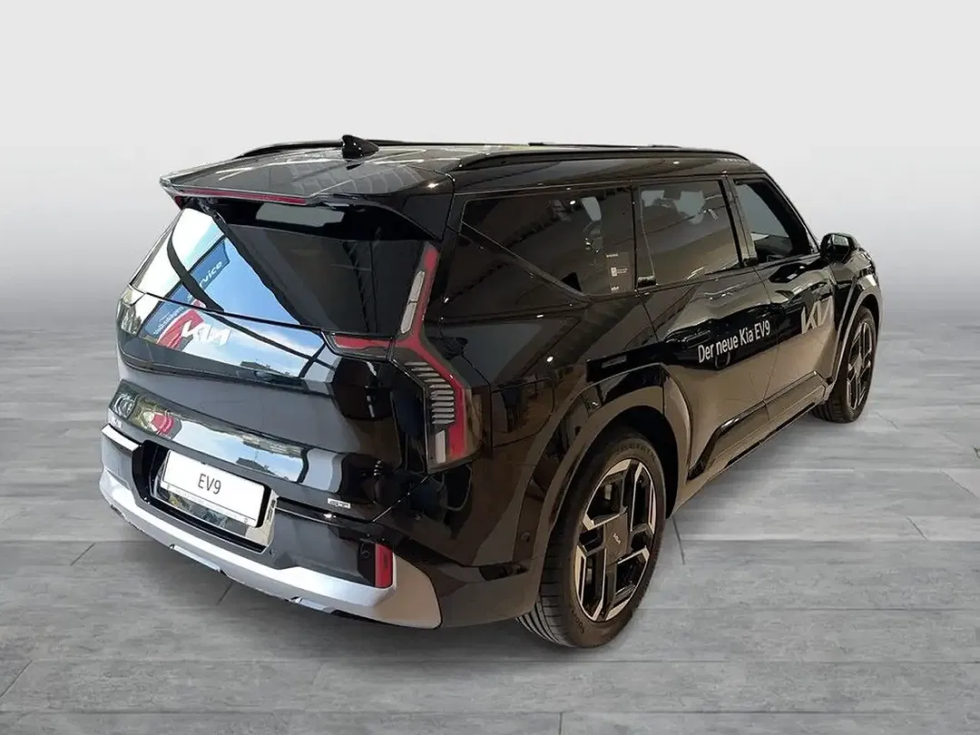 Kia EV9 - Thumbnail 6