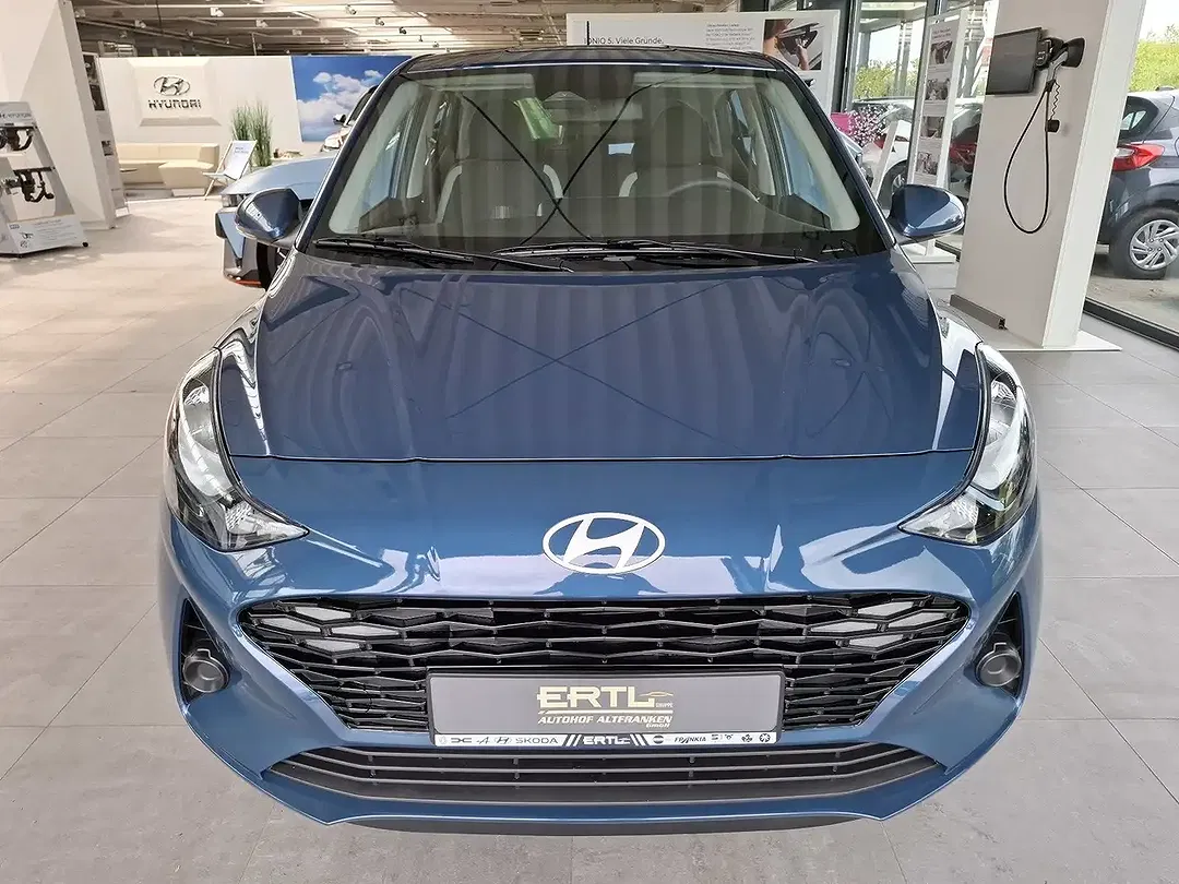 Hyundai i10 - Thumbnail 3