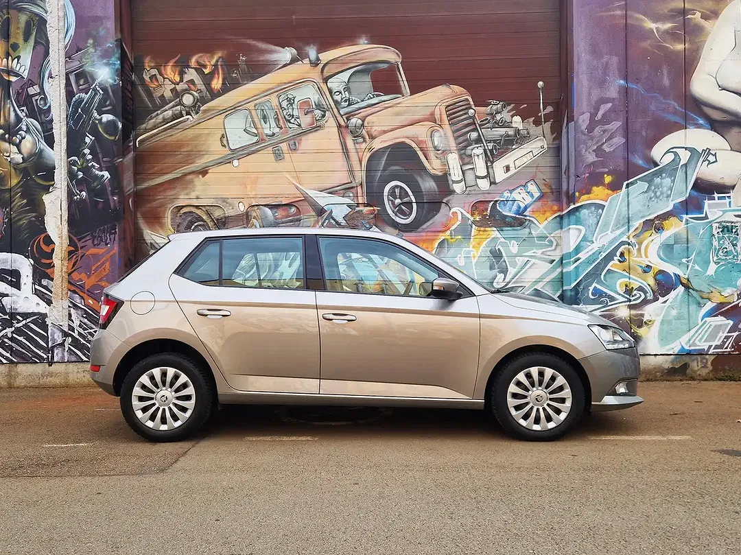 Skoda Fabia - Thumbnail 4