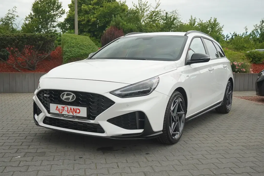 Hyundai i30 - Thumbnail 1