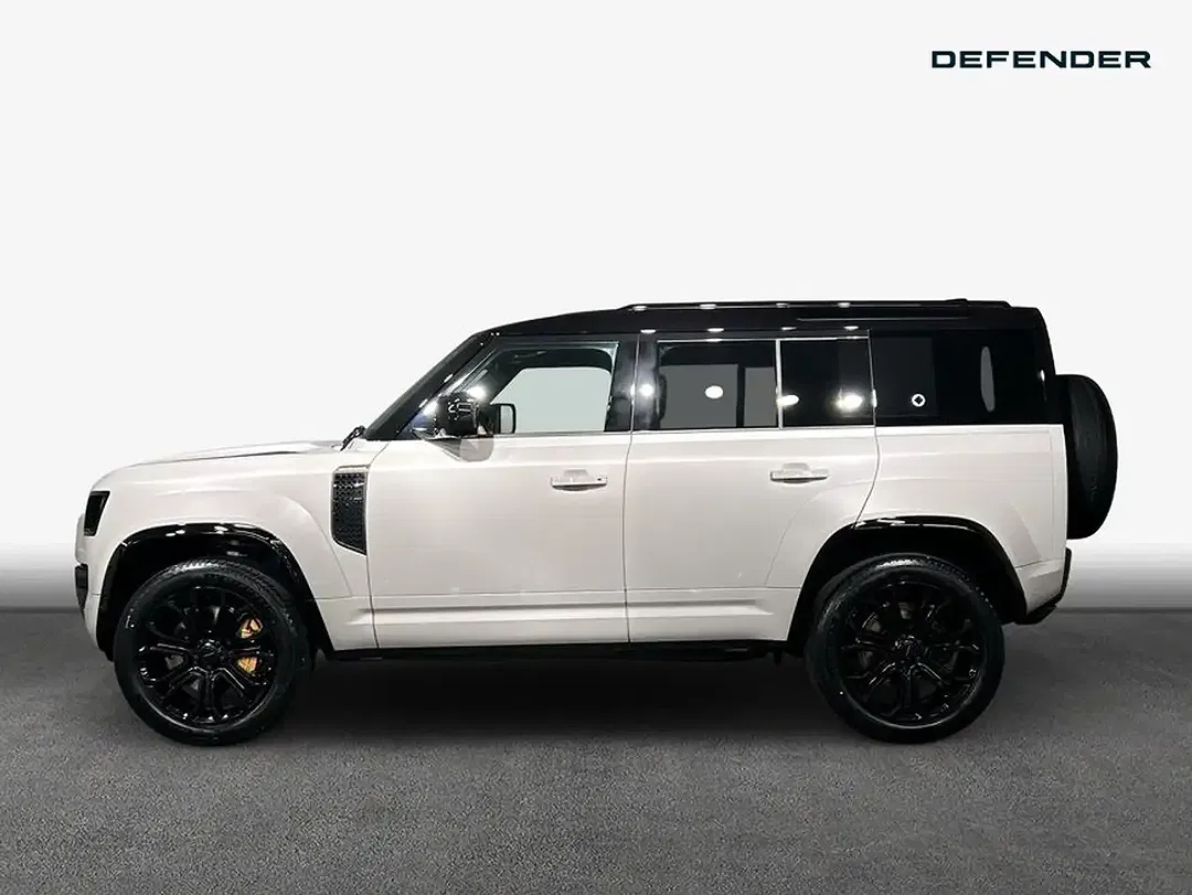 Land Rover Defender - Thumbnail 6