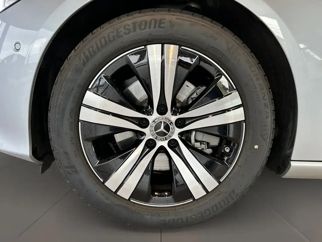 Mercedes-Benz C 220 - Thumbnail 8