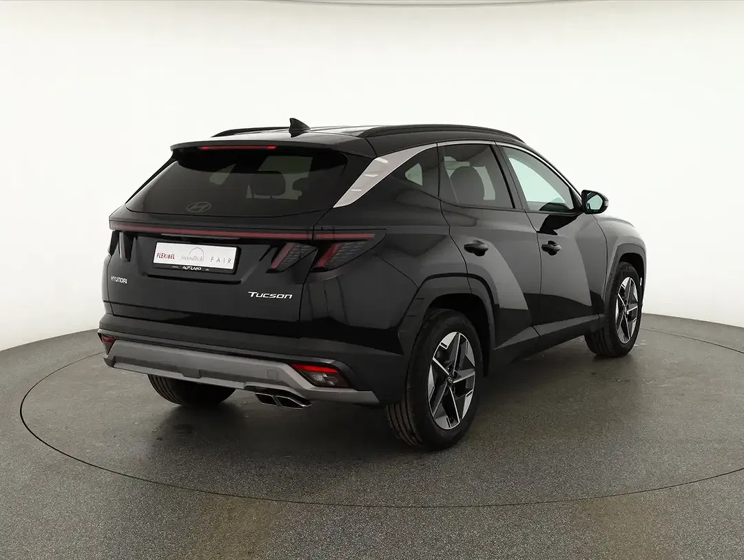 Hyundai TUCSON - Thumbnail 4