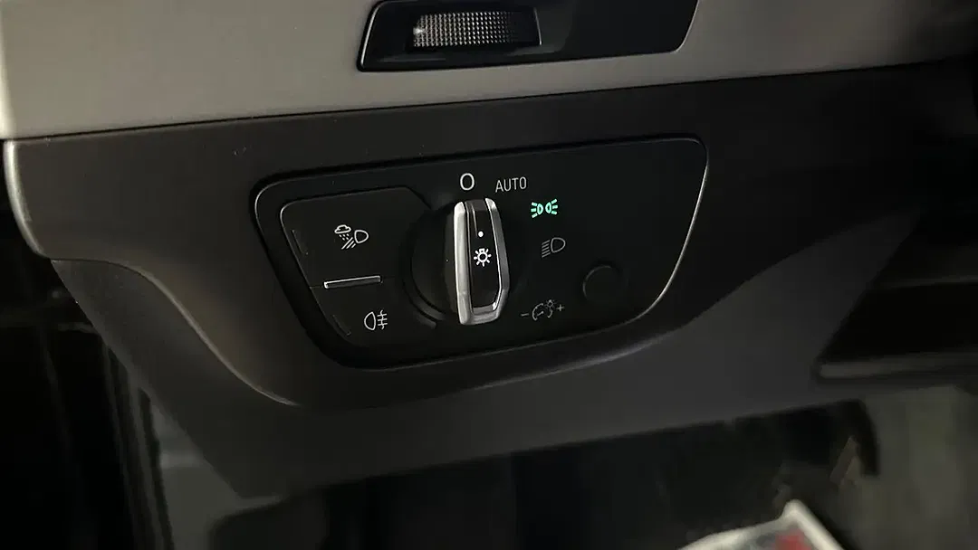 Audi Q7 - Thumbnail 12