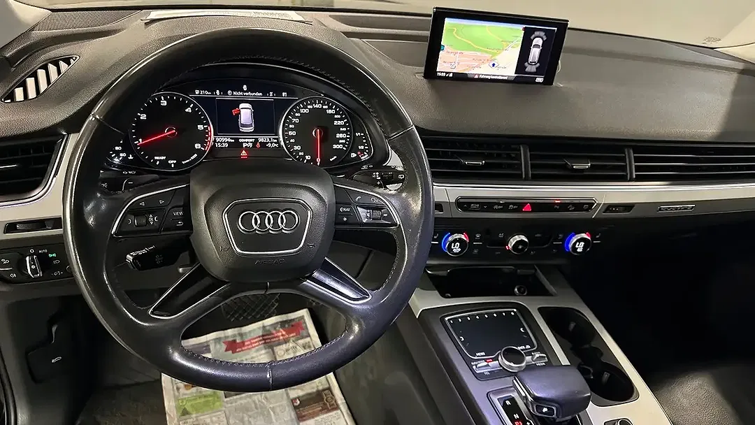 Audi Q7 - Thumbnail 13