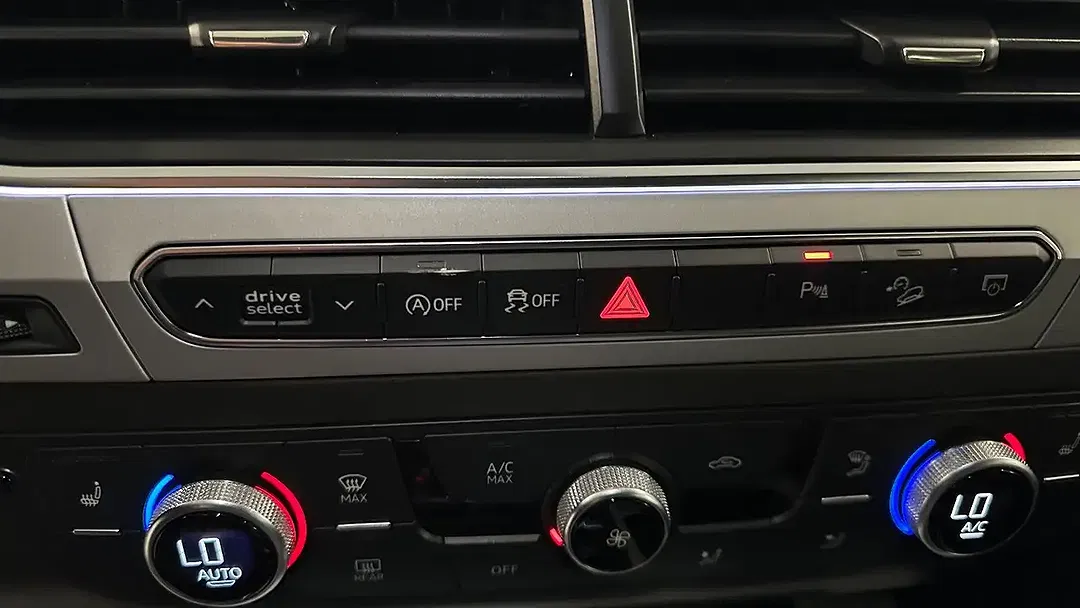 Audi Q7 - Thumbnail 14