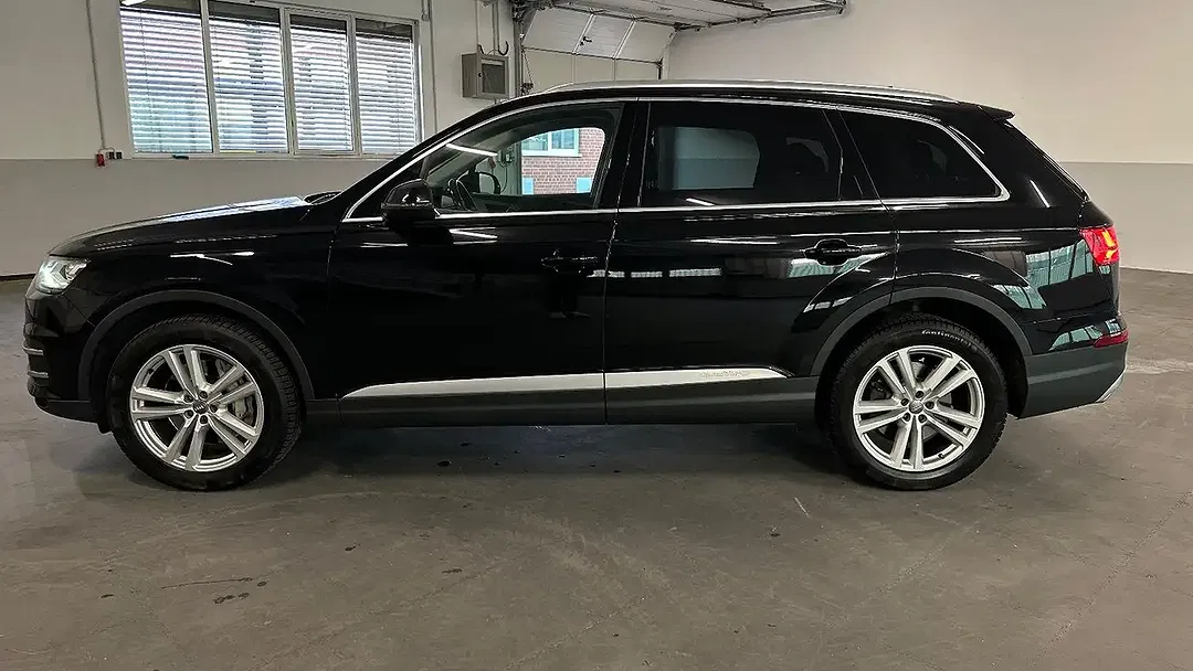 Audi Q7 - Thumbnail 2