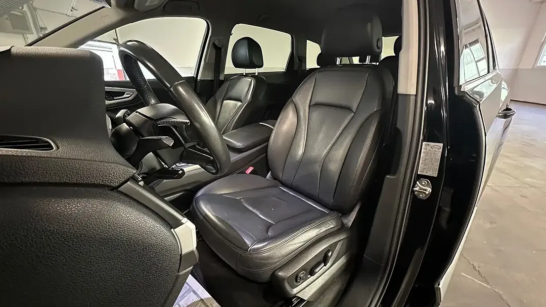 Audi Q7 - Thumbnail 8