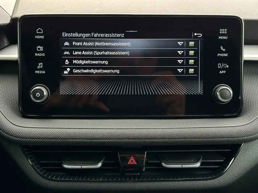 Skoda Fabia - Thumbnail 10