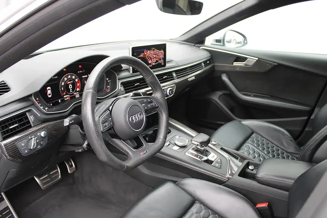 Audi RS5 - Thumbnail 6