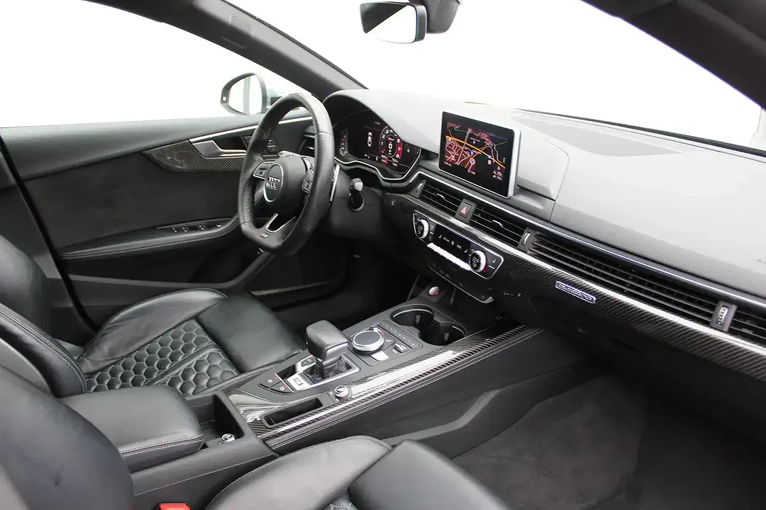 Audi RS5 - Thumbnail 9