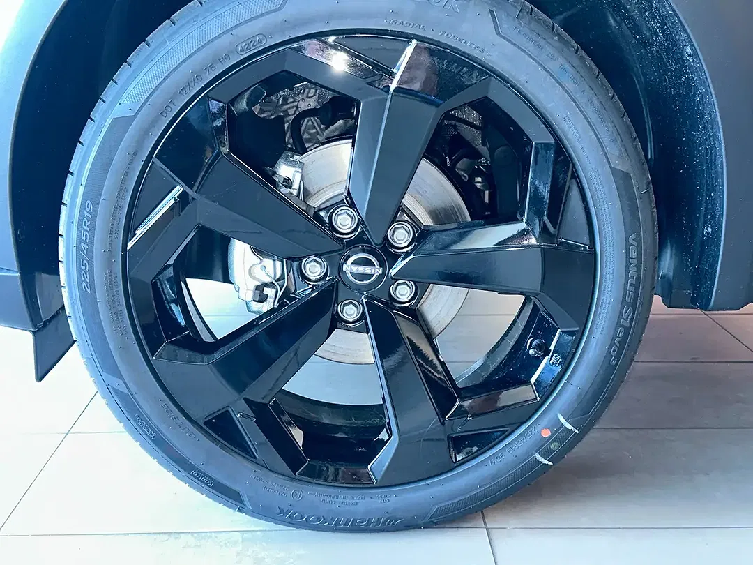 Nissan Juke - Thumbnail 5