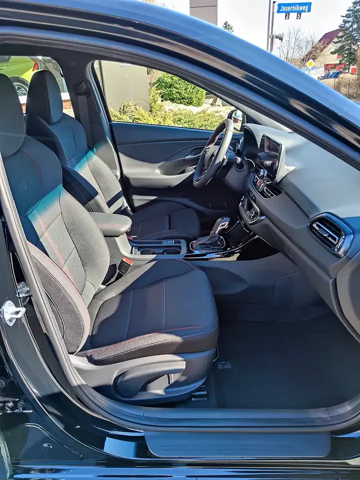 Hyundai i30 - Thumbnail 12