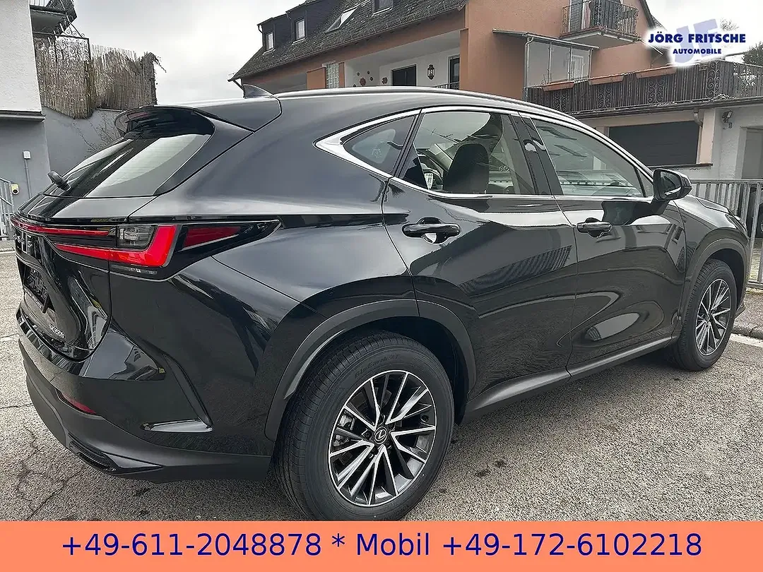 Lexus NX 350h - Thumbnail 2