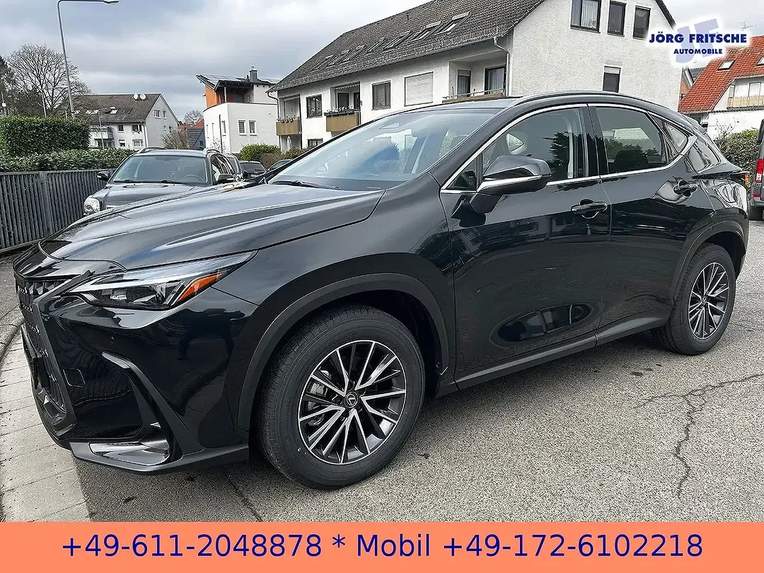 Lexus NX 350h - Thumbnail 3