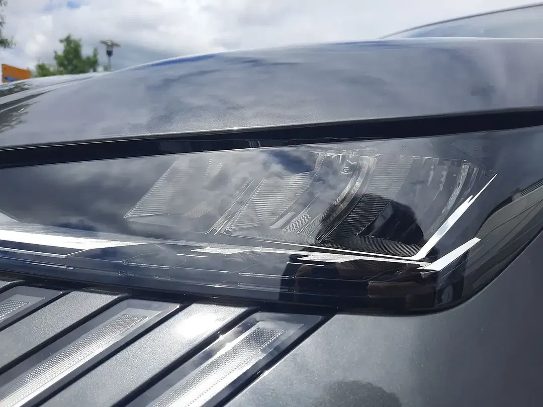 Peugeot 5008 - Thumbnail 10