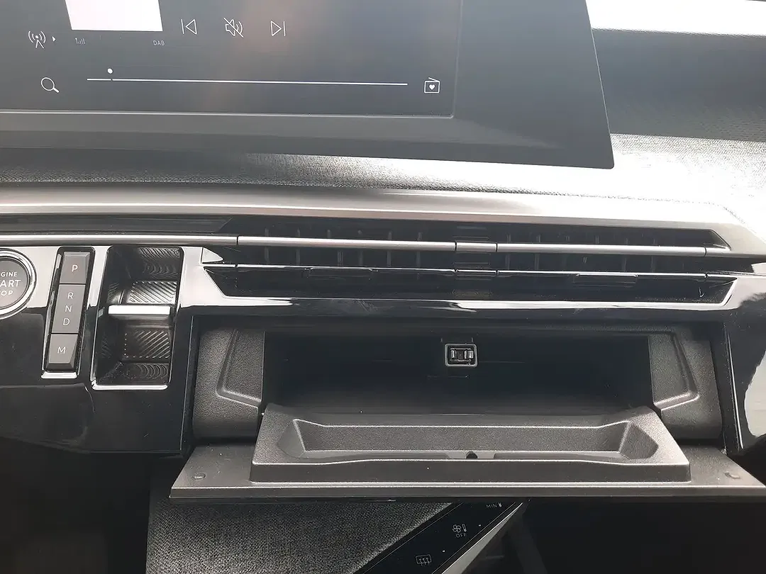 Peugeot 5008 - Thumbnail 21