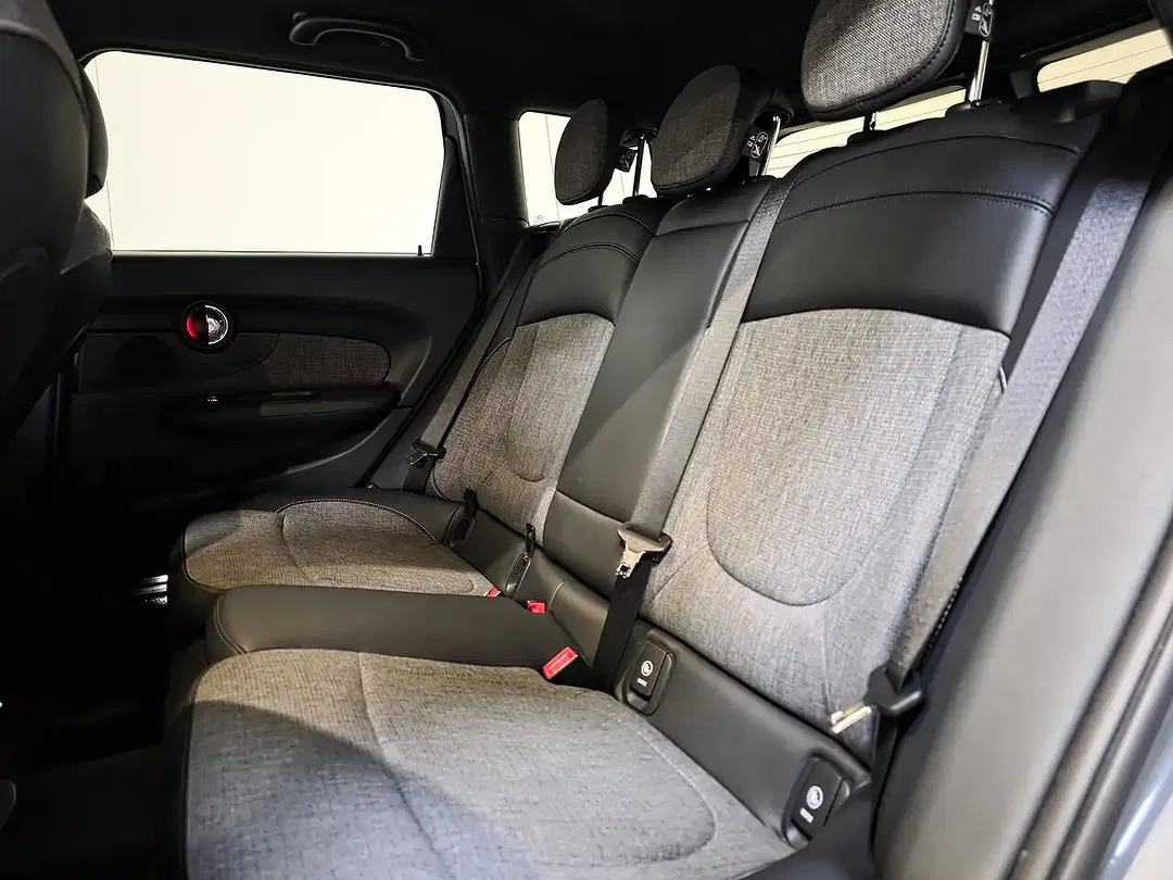 MINI Cooper Clubman - Thumbnail 10