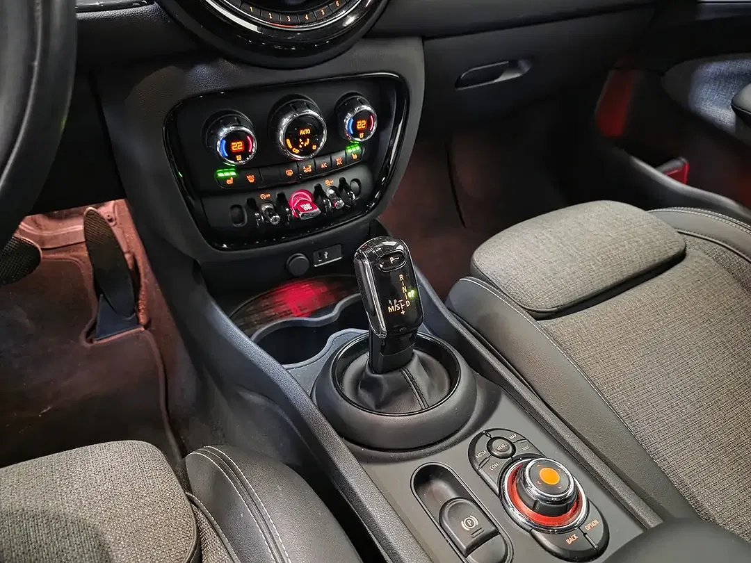 MINI Cooper Clubman - Thumbnail 12