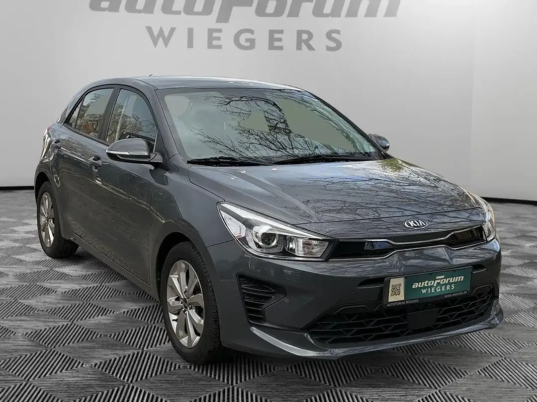 Kia Rio - Thumbnail 3
