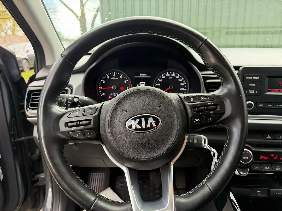 Kia Rio - Thumbnail 8