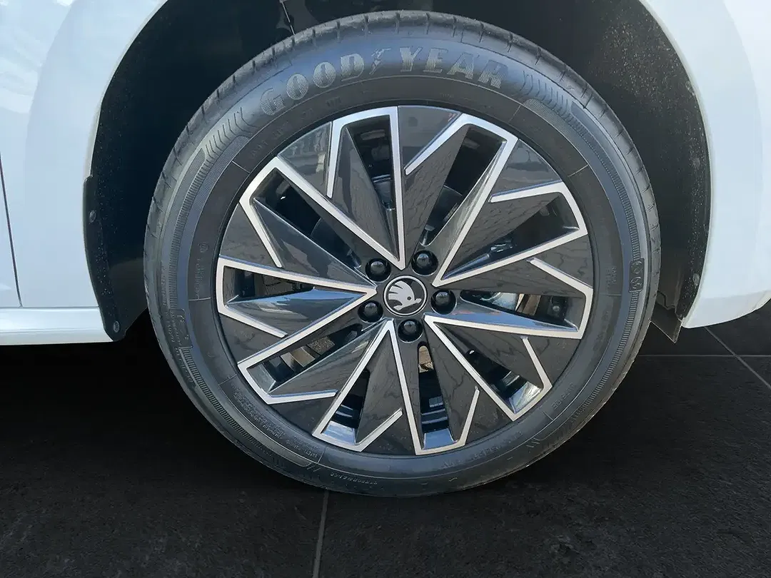 Skoda Kamiq - Thumbnail 9