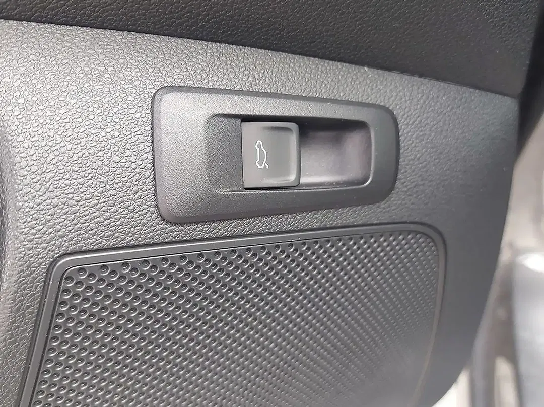 Skoda Karoq - Thumbnail 12