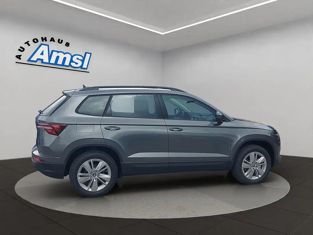 Skoda Karoq - Thumbnail 7