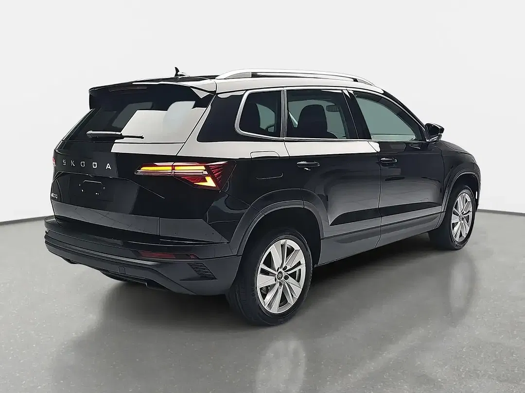 Skoda Karoq - Thumbnail 3