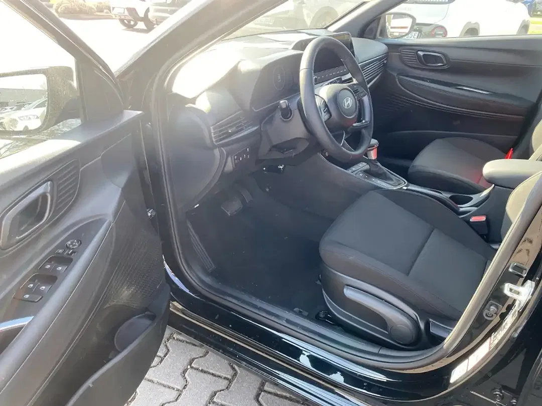Hyundai i20 - Thumbnail 11