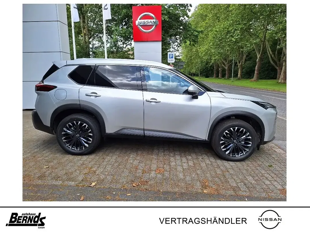 Nissan X-Trail - Thumbnail 4