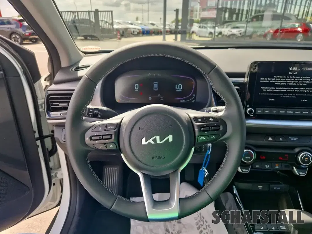 Kia Stonic - Thumbnail 11