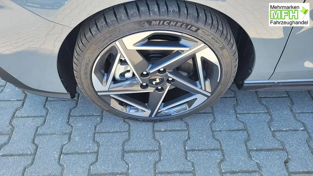 Hyundai i30 - Thumbnail 13