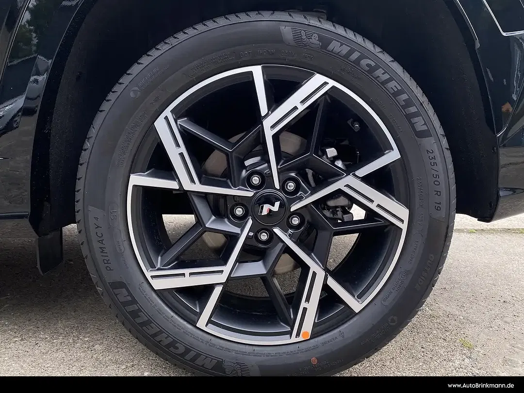 Hyundai TUCSON - Thumbnail 8