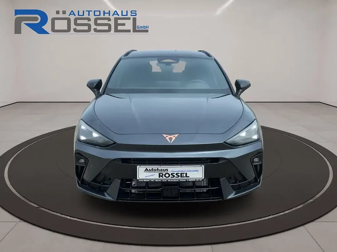 CUPRA Leon - Thumbnail 2