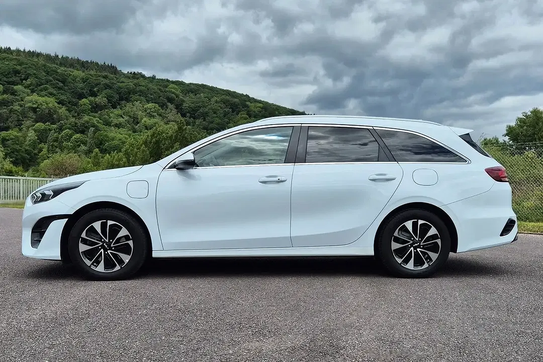 Kia Ceed SW / cee'd SW - Thumbnail 2