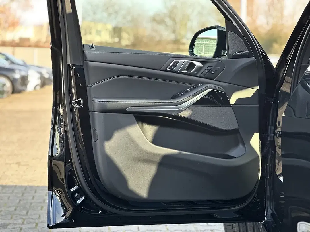 BMW X5 - Thumbnail 7