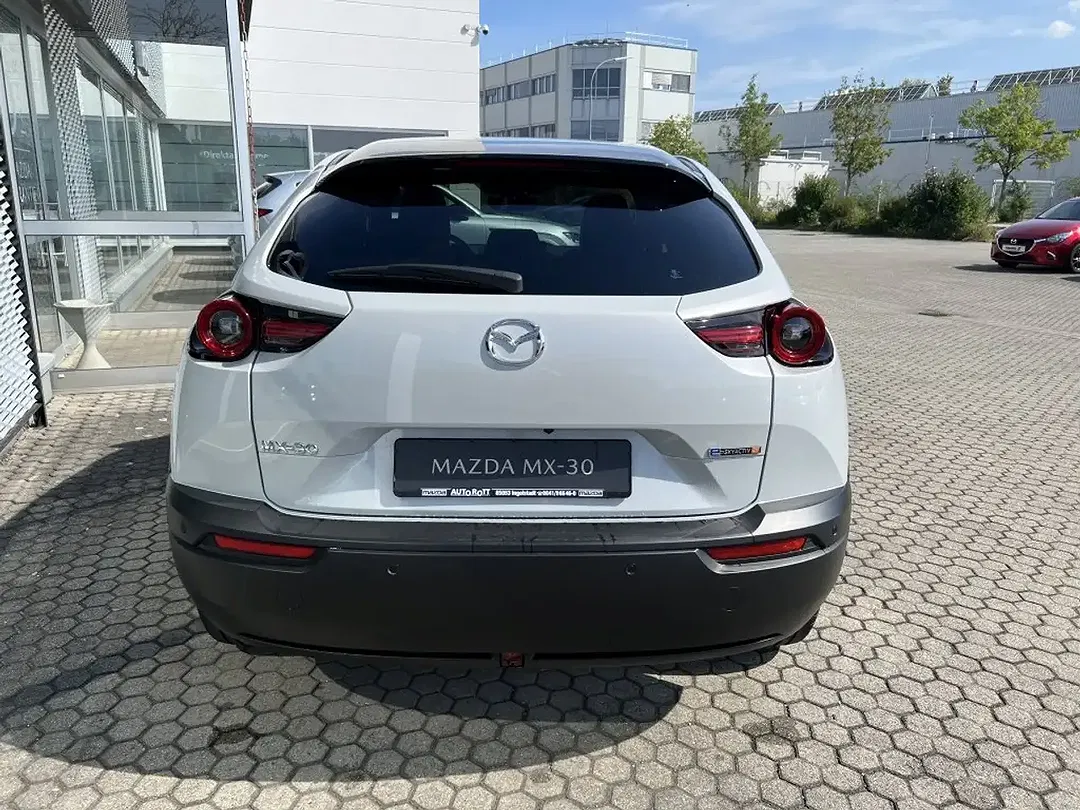 Mazda MX-30 - Thumbnail 6
