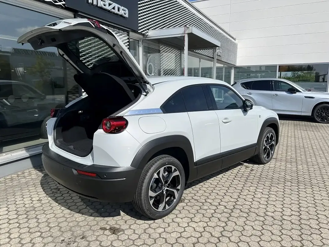 Mazda MX-30 - Thumbnail 7