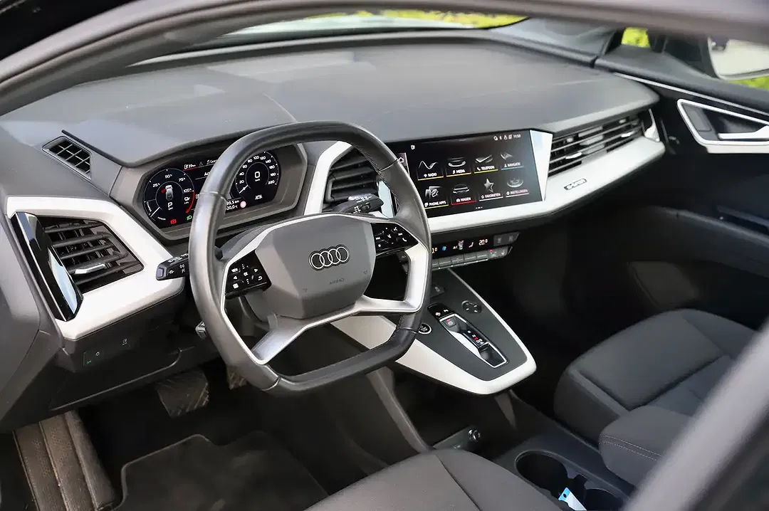 Audi Q4 e-tron - Thumbnail 13