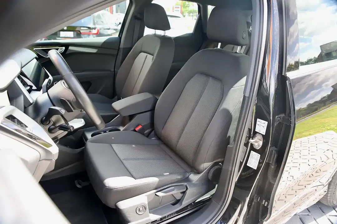 Audi Q4 e-tron - Thumbnail 14